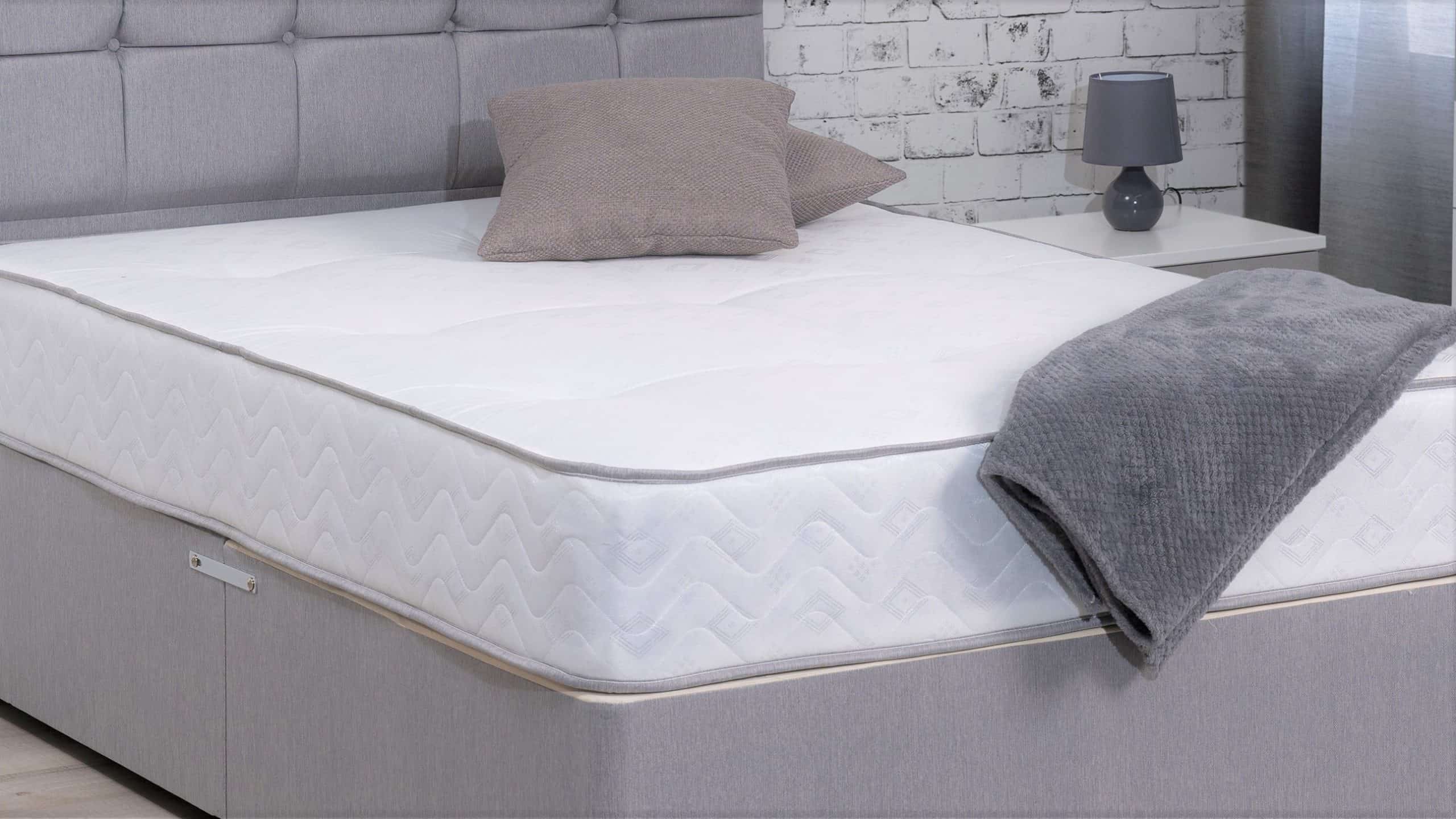 Firm vs Soft Mattresses: A Comprehensive Guide