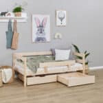 Hoppekids Shorty daybed with safety rail drawers natural