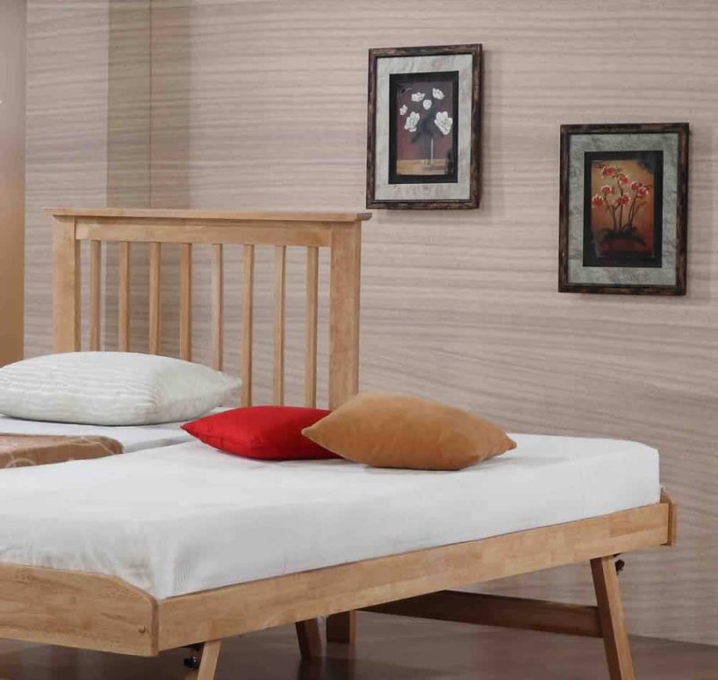 Flintshire Furniture Pentre Hardwood Oak Guest Bed